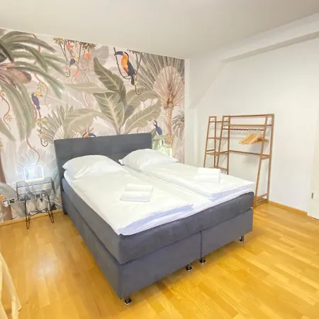 Luxomes - Tropical & Streetart Style - Old Town - Appartement