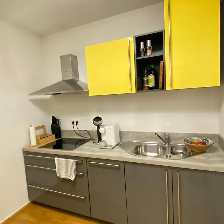 Luxomes - Tropical & Streetart Style - Old Town - Appartement